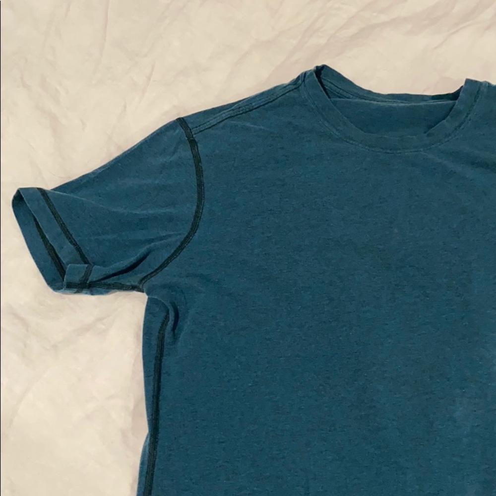 Lululemon Men’s Shirt